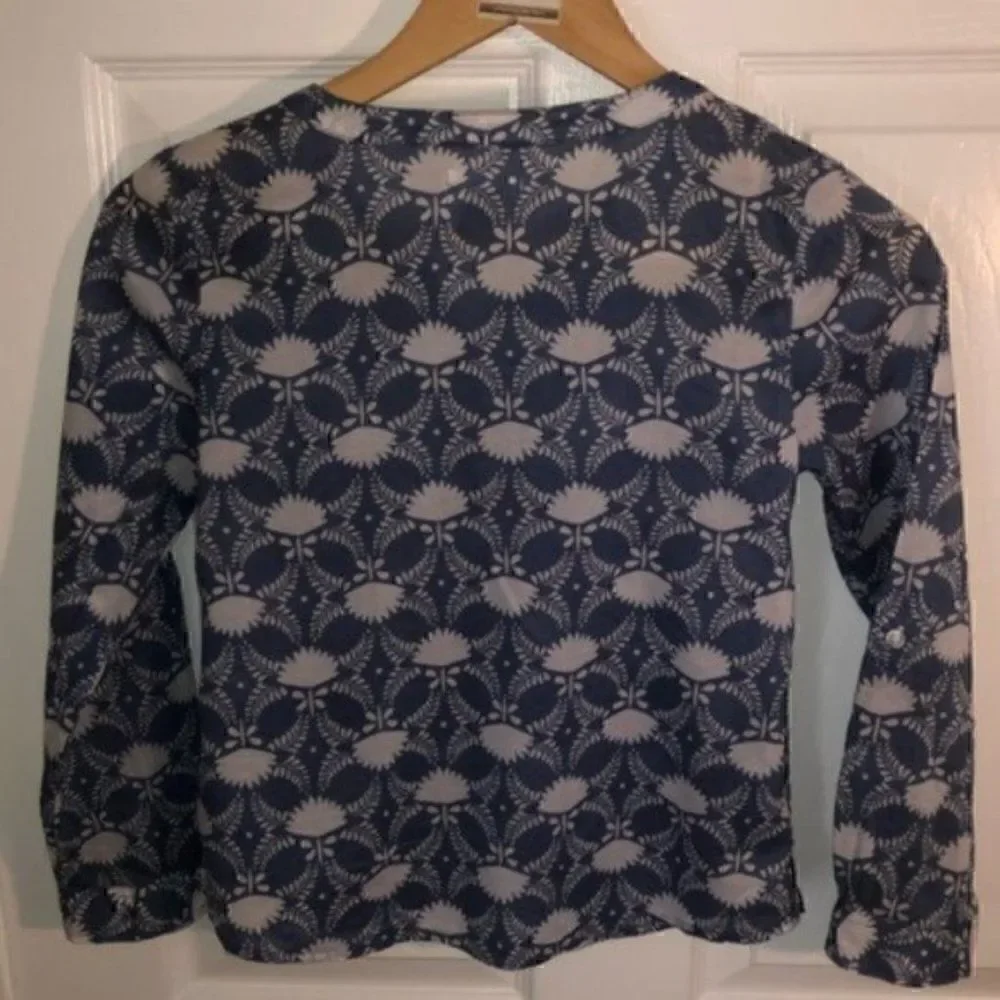 Old Navy embroidered blue flower top girls kids M